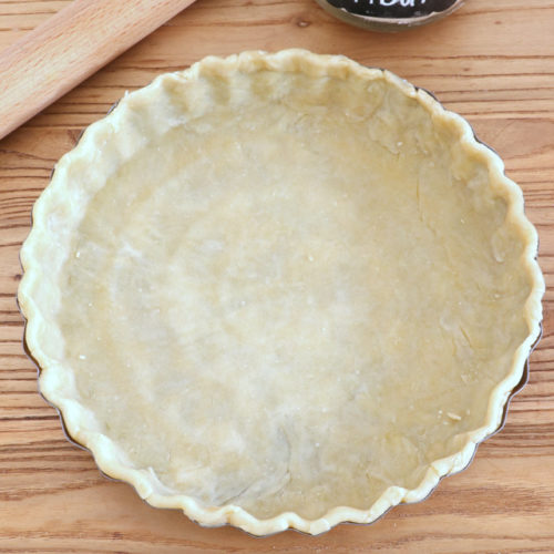 Quick and Easy Flaky Pie Crust - Foxy Folksy