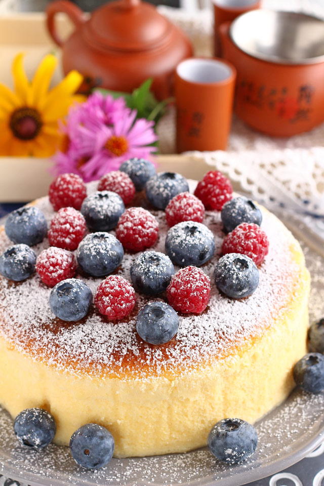 Jiggly Japanese cheesecake - Spatula Desserts