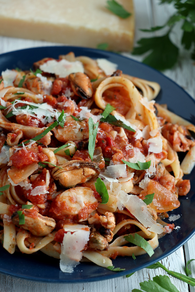 Seafood Pasta Linguine in Chunky Tomato Sauce - Foxy Folksy