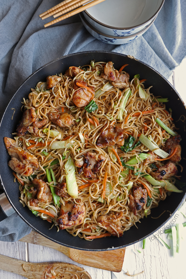 Chicken Chow Mein Simple Recipe | Foxy Folksy